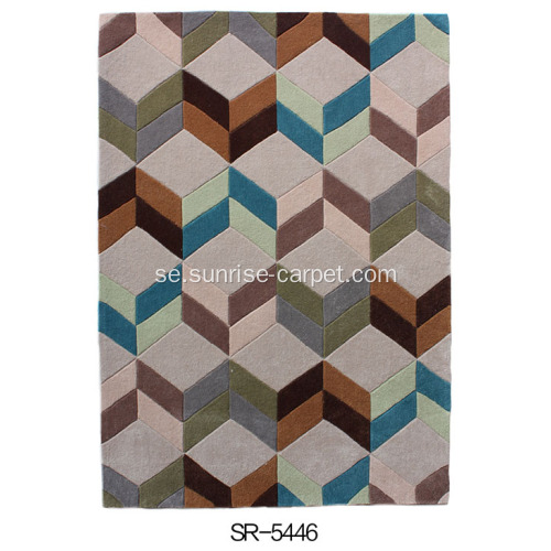 Hand-tufted Carpet / Rug